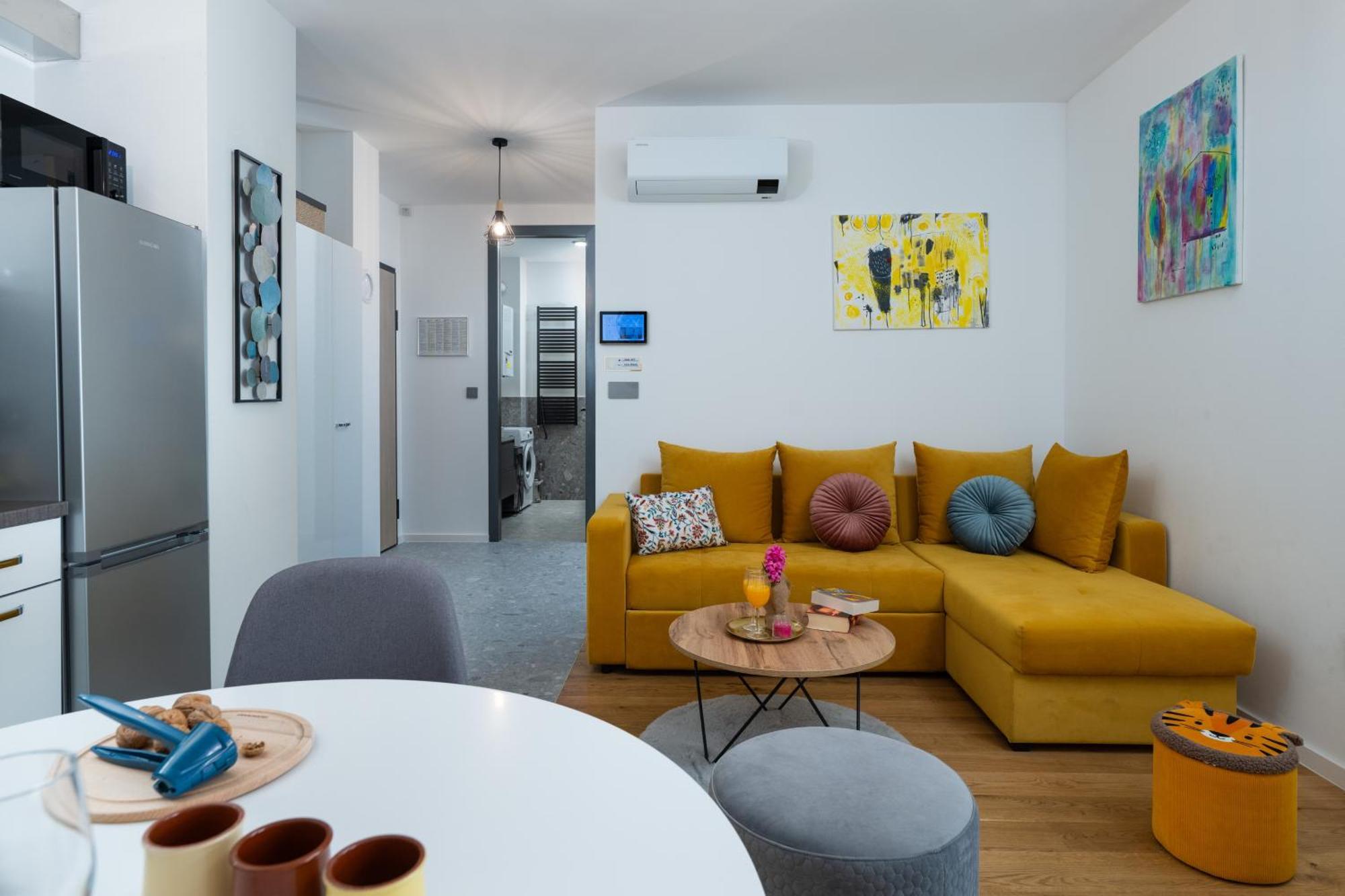 Inna Luxe With Free Parking Pola